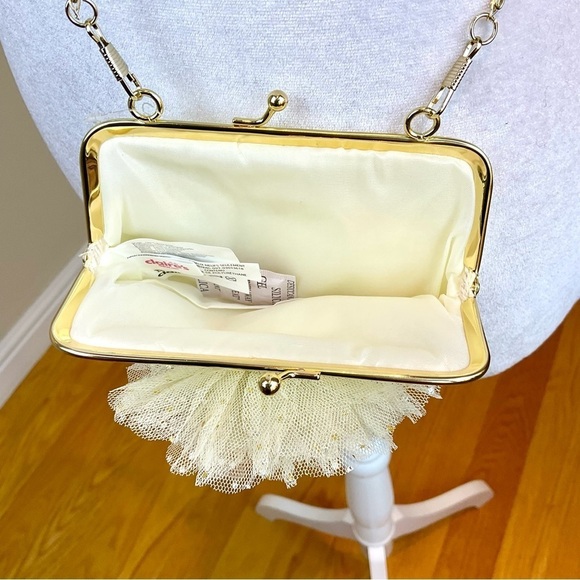 Claire’s Bag Purse Crossbody Clutch Cream with Mesh Appliqué Party Small (NWT) - Picture 4 of 7